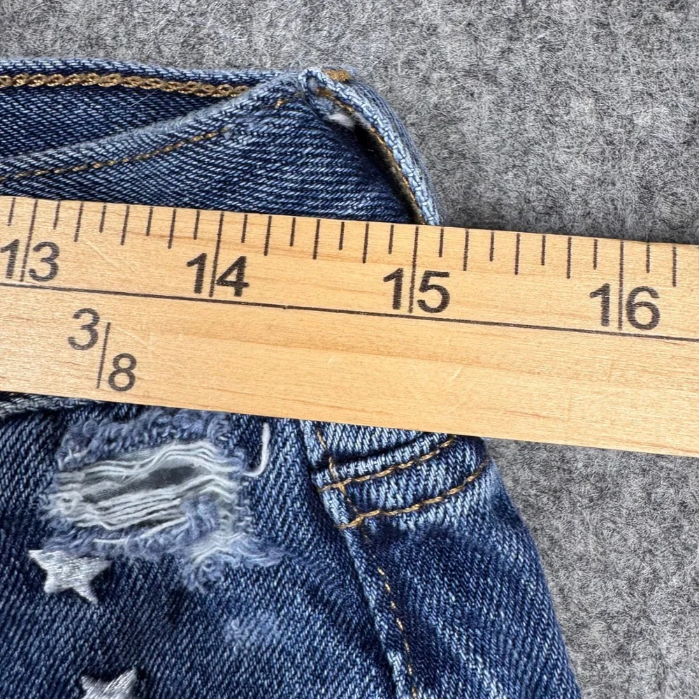 Old Navy Boyfriend Denim Shorts Women 6 Blue Star Embroidered Distressed Cut Off - Picture 5 of 10